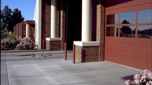 chandler fire station number 5. designed by LEA Architects, a local architectural group in Phoenix AZ. focuses on sustainable and modern design. fire service and public safety. public works. 